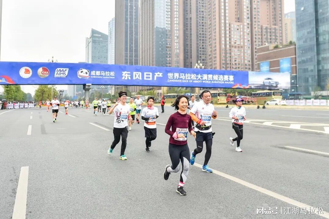 世界杯比赛直播地址-成都马拉松五年标，花落中奥路跑，凭啥？